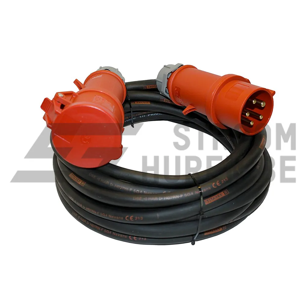 Opgerolde CEE-verlengkabel 32A 400V met rode stekker en koppeling