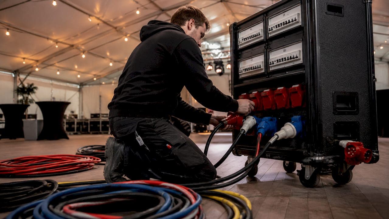 Stroomgroepen verdelen in een evenementtent: praktische gids