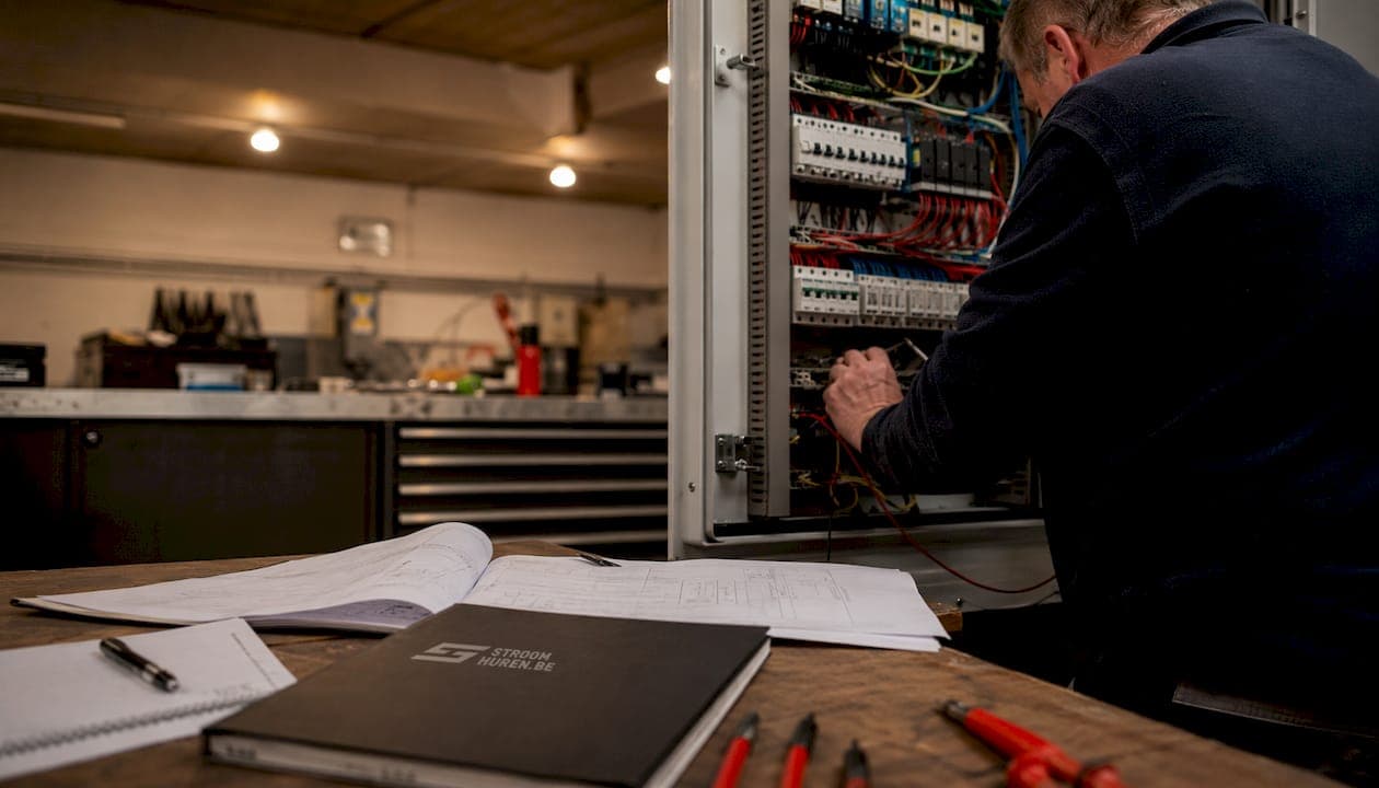 Stroomverdeling vlak voor inschakeling uitgelegd